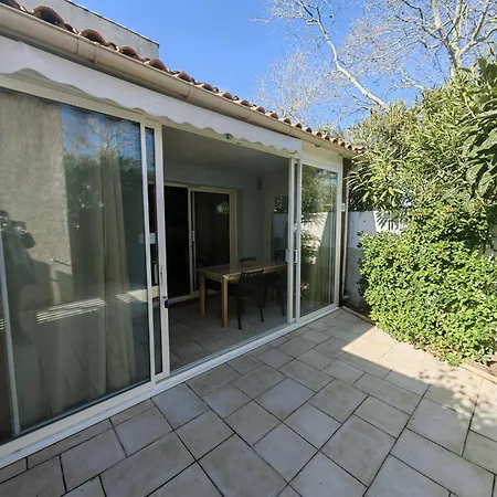 Mitoyenne Climatisee, Piscine, Parking, 450m De La - Fr-1-607-17 度假居